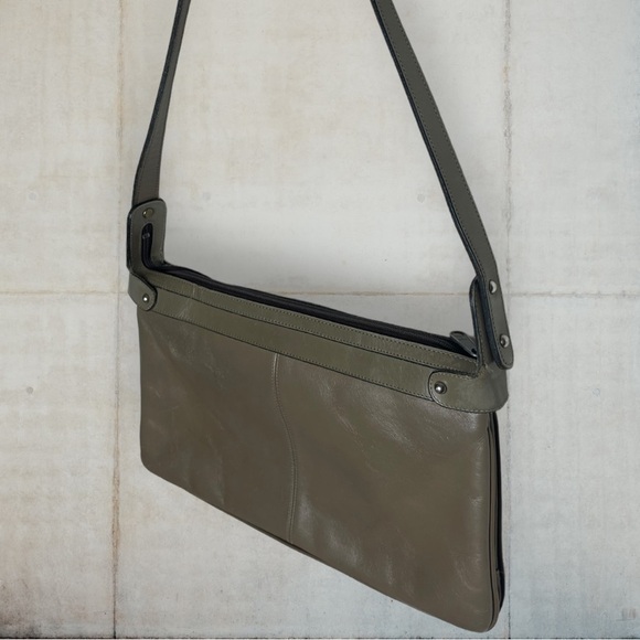 Vintage John Romaine Taupe Leather Shoulder Bag - Picture 13 of 15